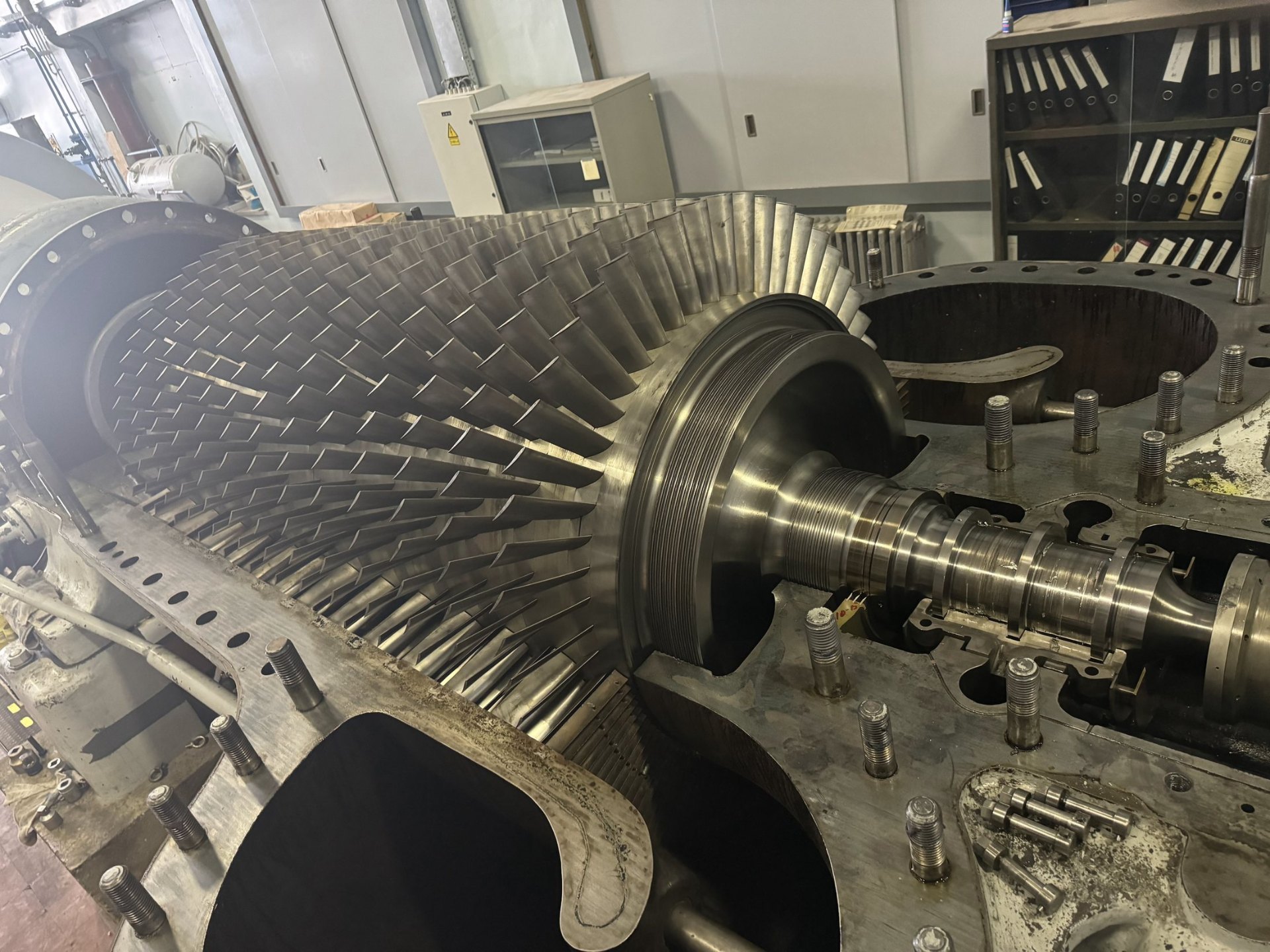 MAN MARC2-C10 steam turbine rotor on inspection bench