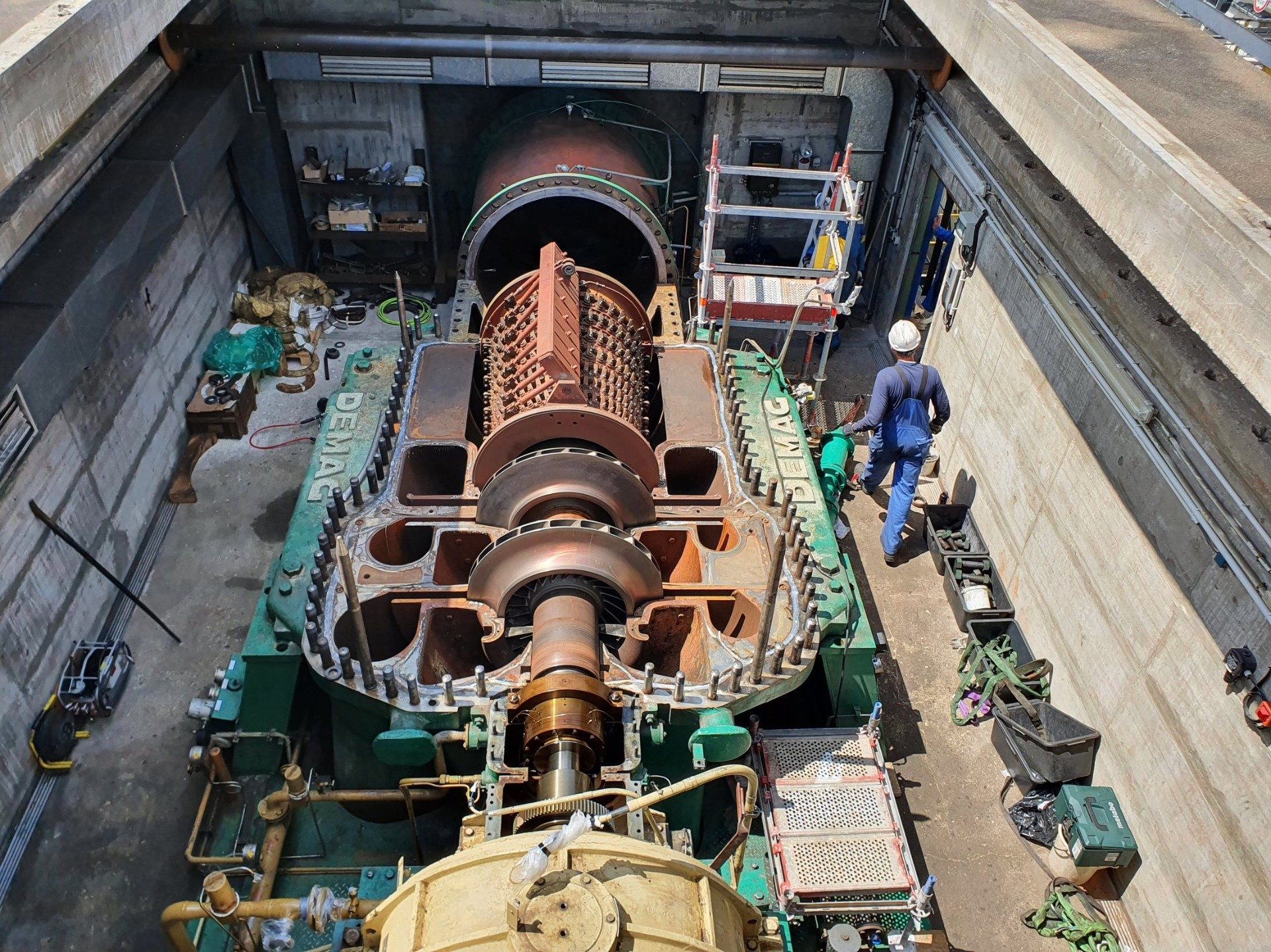 Industrial compressor mid-overhaul