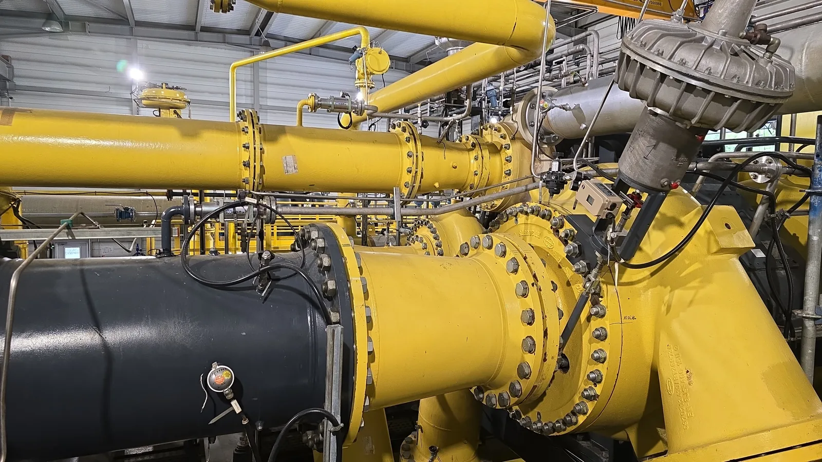 Atlas Copco GT063N4K1 integral geared compressor installed in the air separation plant