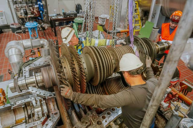 Steam turbine maintenance & overhaul