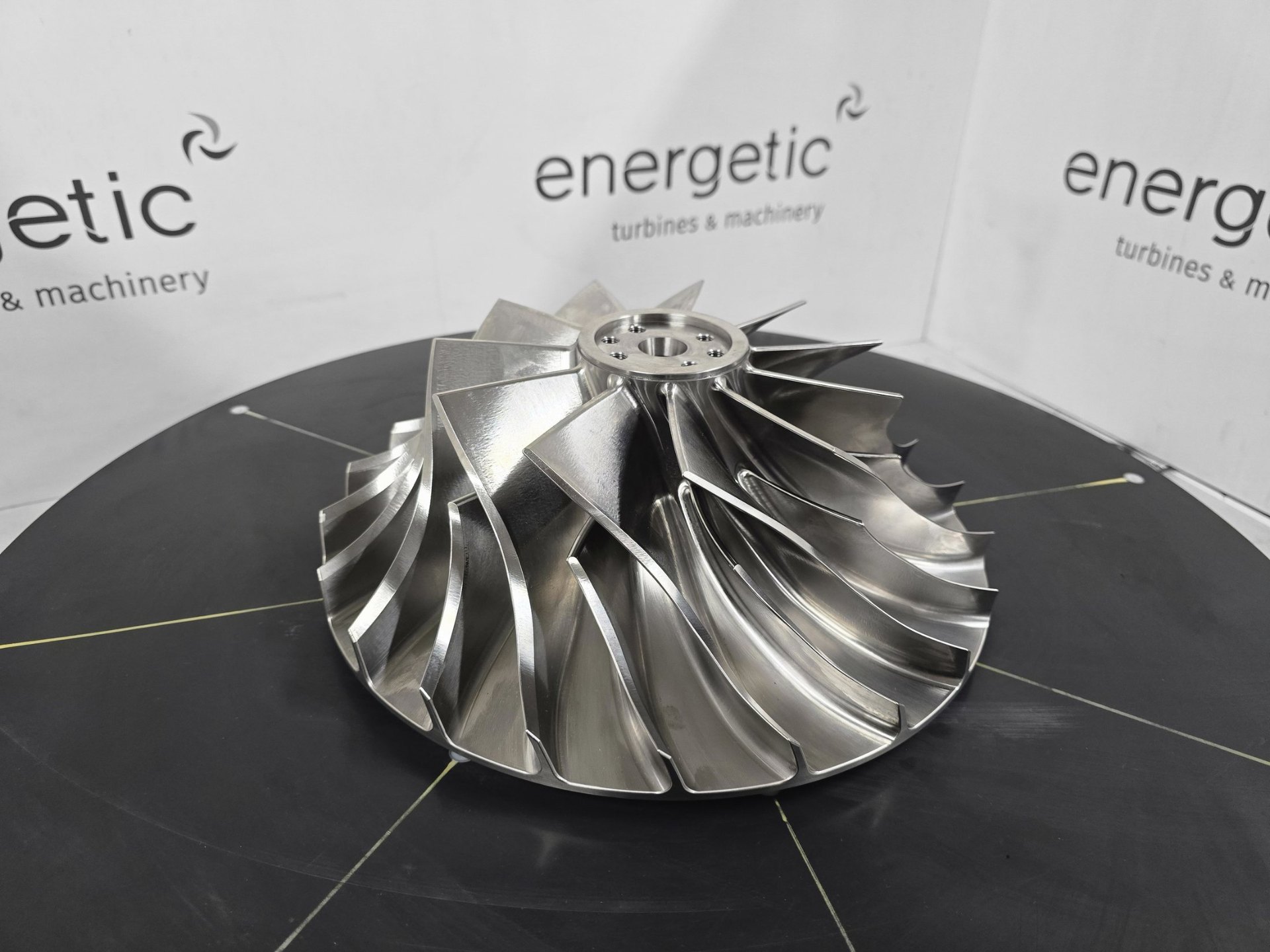 Reverse engineering 3D scanning of a compressor impeller