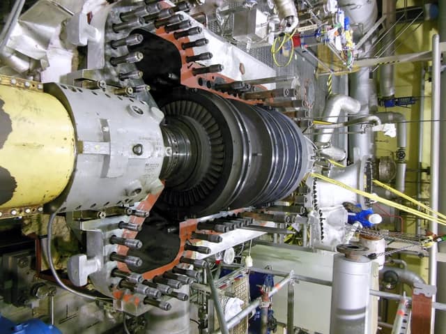 Siemens SST-300 rotor and inner casing exposed during inspection