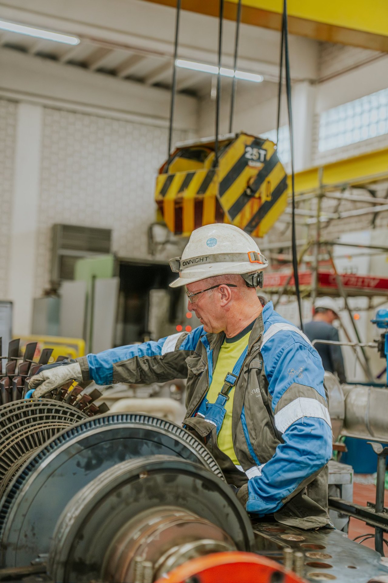 On-site emergency turbine intervention